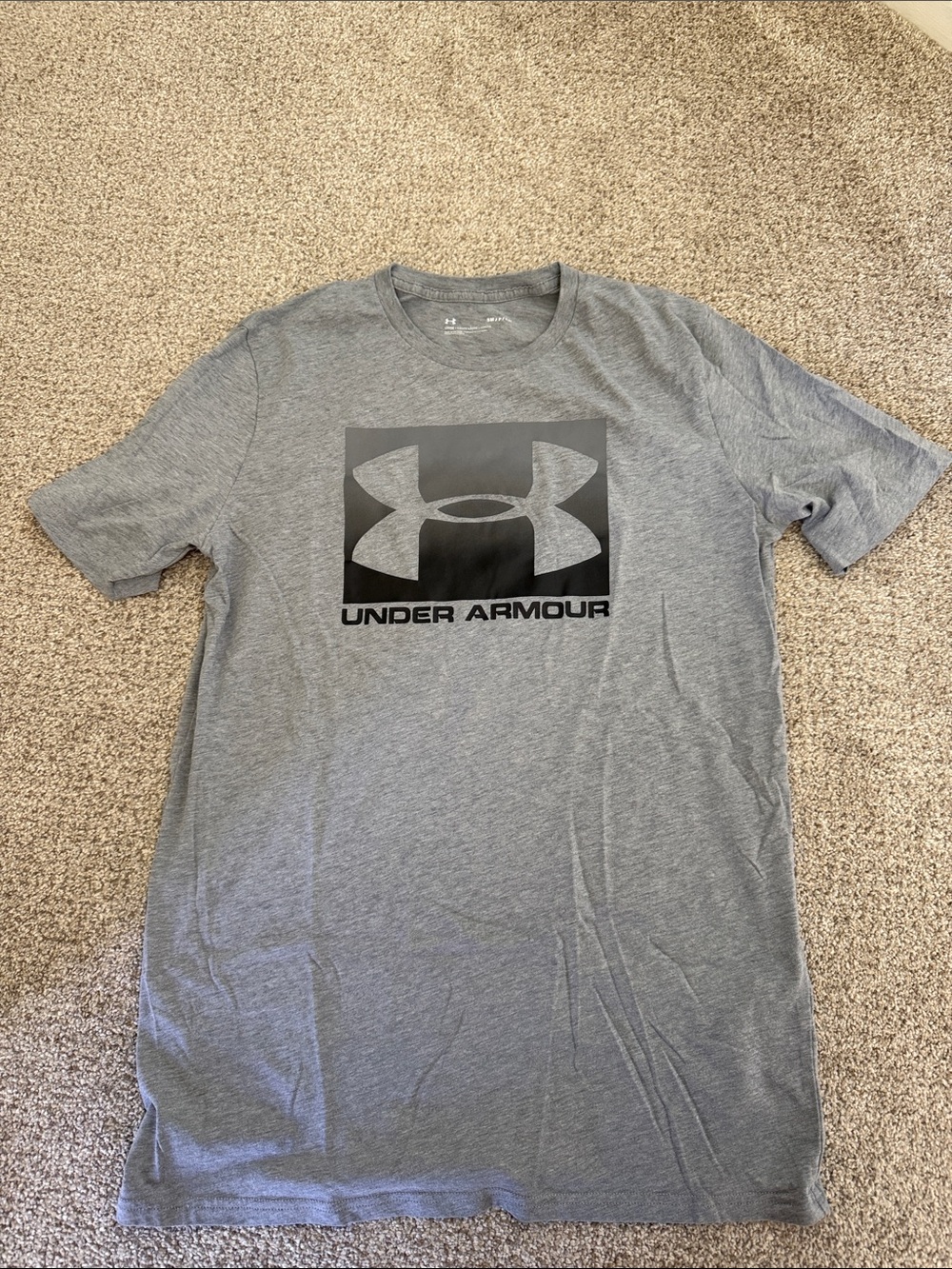 Under Armour Gray Logo Short Sleeve Performance Tee